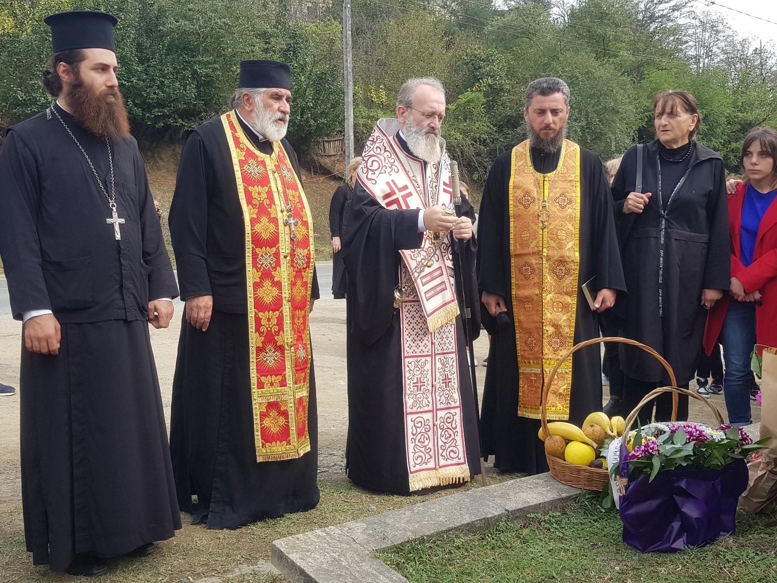 წმიდა თამარ მეფის სახელობის გიმნაზიისა და ხელოვნების სკოლა-პანსიონის მოსწავლეებმა და პედაგოგებმა პატივი მიაგეს საქართველოს ეროვნული გმირის, ეროვნულ-განმათავისუფლებელი მოძრაობის ლიდერის მერაბ კოსტავას ხსოვნას