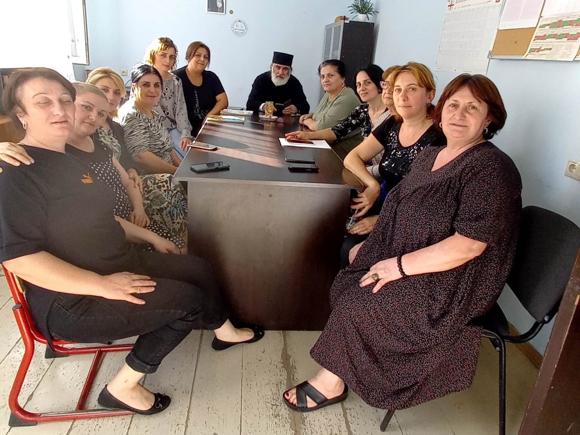 დაწყებითი კლასების კათედრის სხდომა